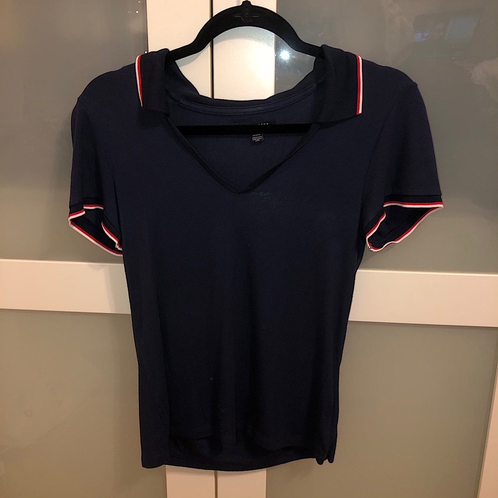 Preppy navy blue collared shirt